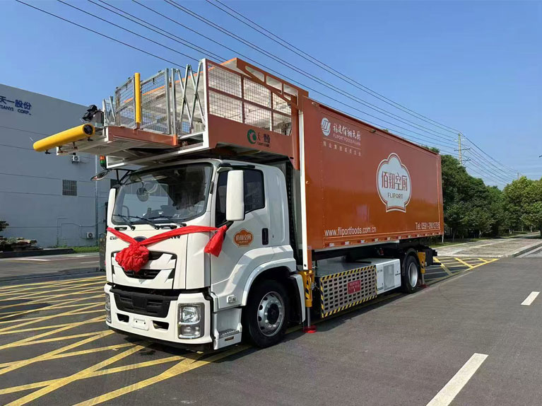 Aircraft Catering Truck (Electric type) Aircraft Catering Truck (Electric type)