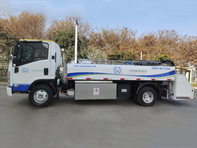 Aircraft sewage truck (electric) maintenance