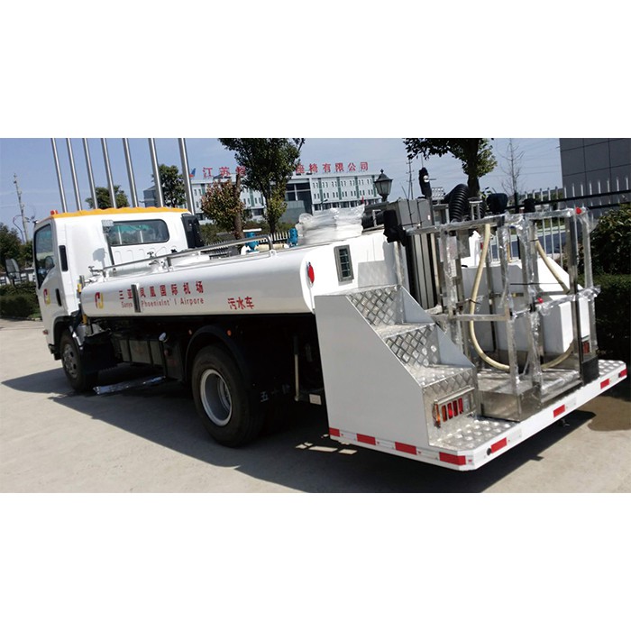 Self Propelled Lavatory Truck for Aircraft