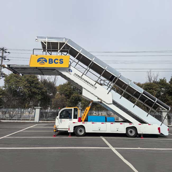 aircraft passenger step