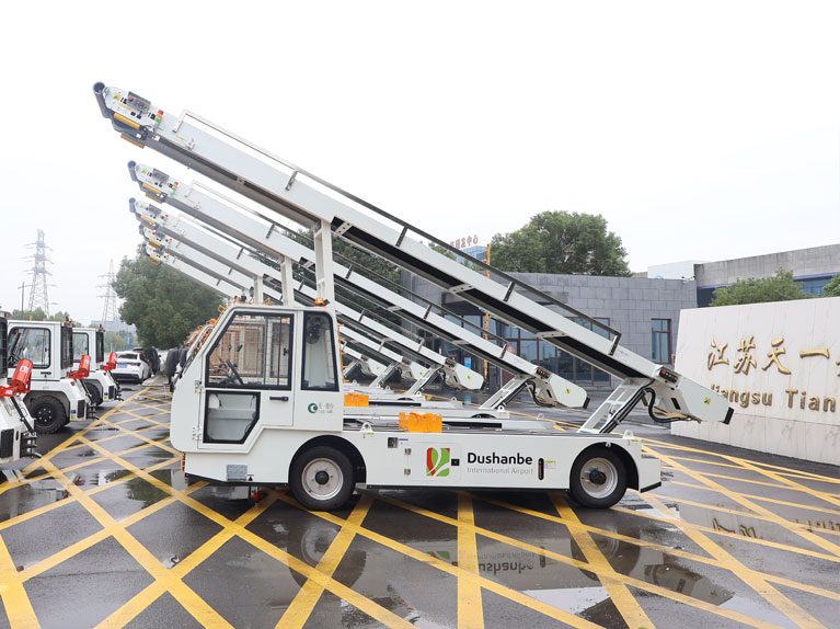 Electric Airport belt loader