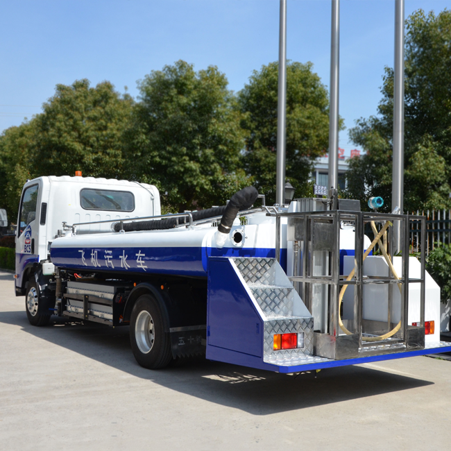 Aircraft Lavatory Truck