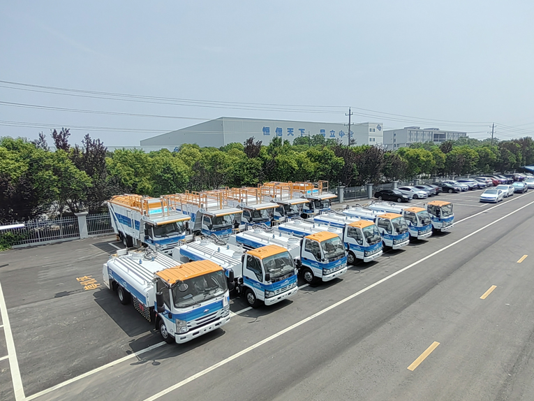 Potable Lavatory carts