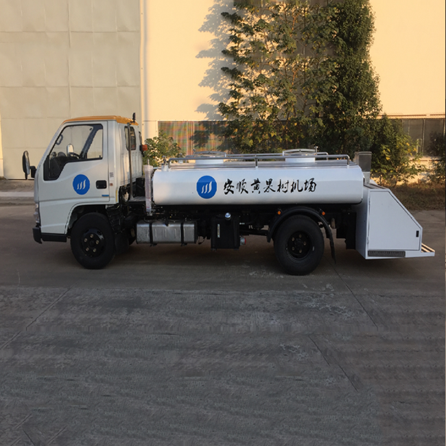 Aircraft Water Service Truck