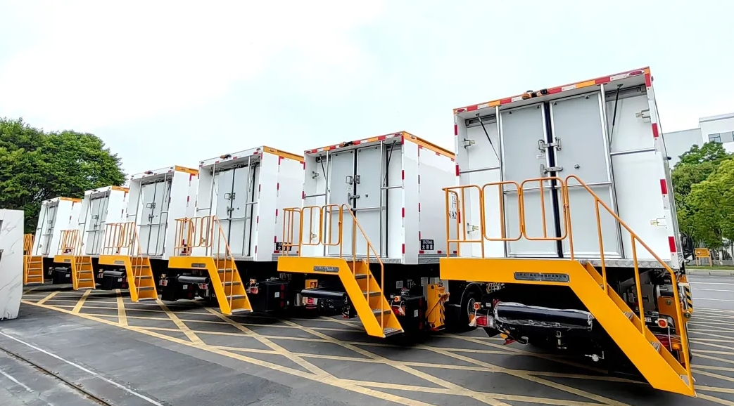 Airport catering vehicles
