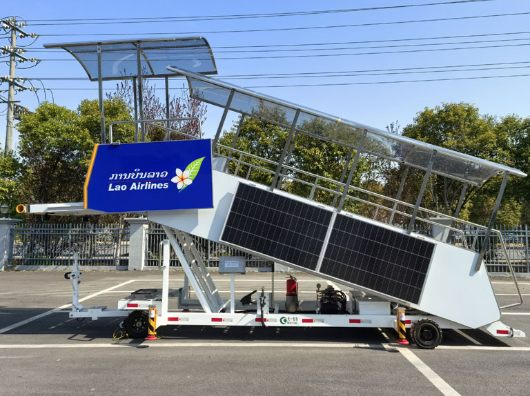 passenger boarding ladder