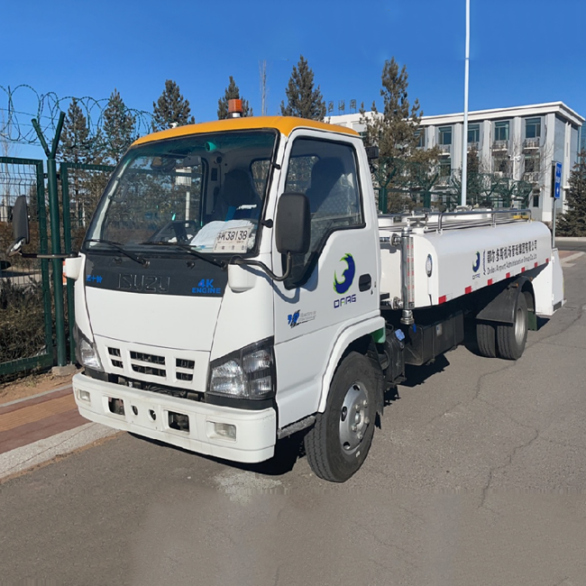 Self Propelled Potable Water Truck