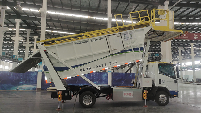Electric Aircraft Rubbish Truck