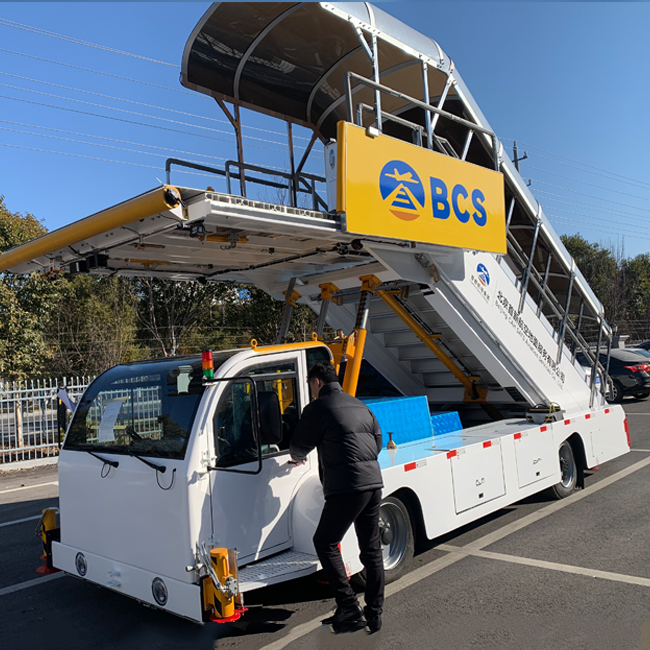 Self Propelled Passenger Steps