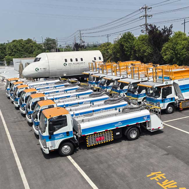 Aviation Lavatory service Truck