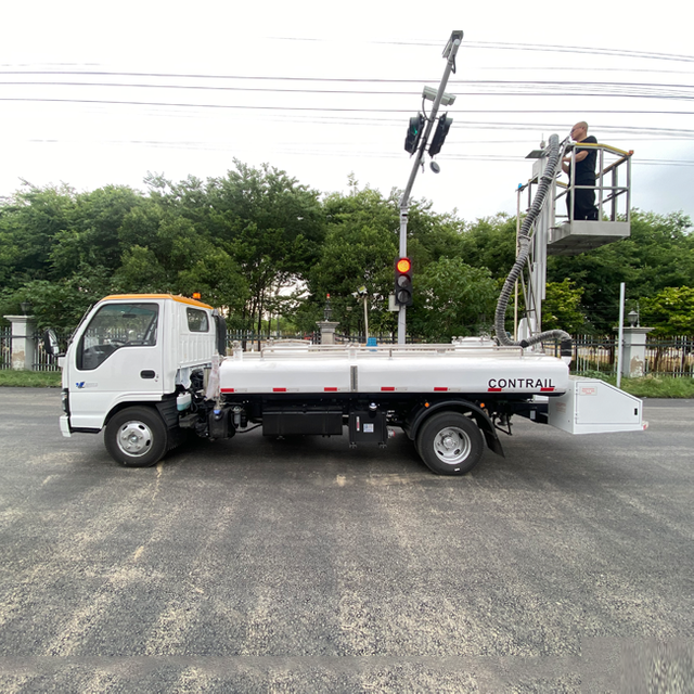 Aircraft Lavatory service truck