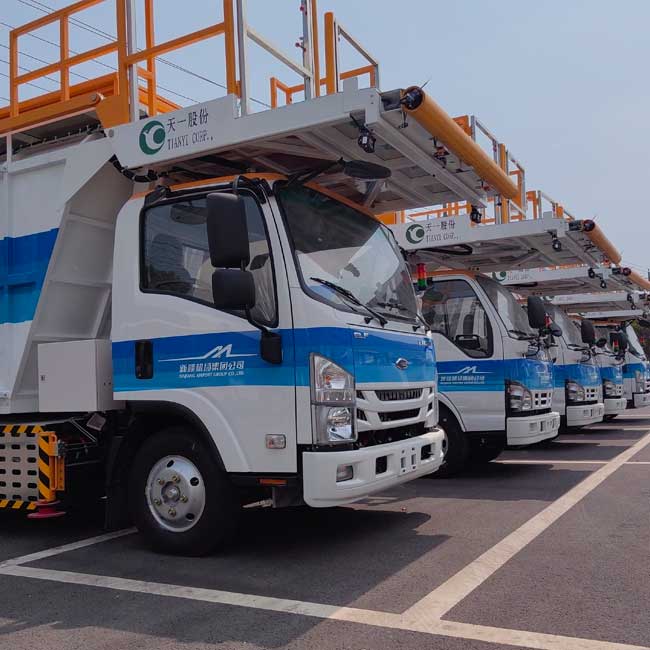 Electric Aircraft Garbage Truck