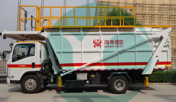 Diesel Airport Garbage Vehicle