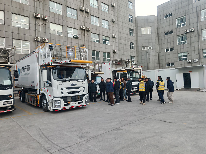 Electric Aircraft Catering trucks