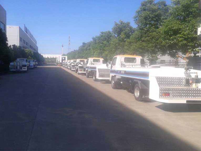 Lavatory Service Vehicles
