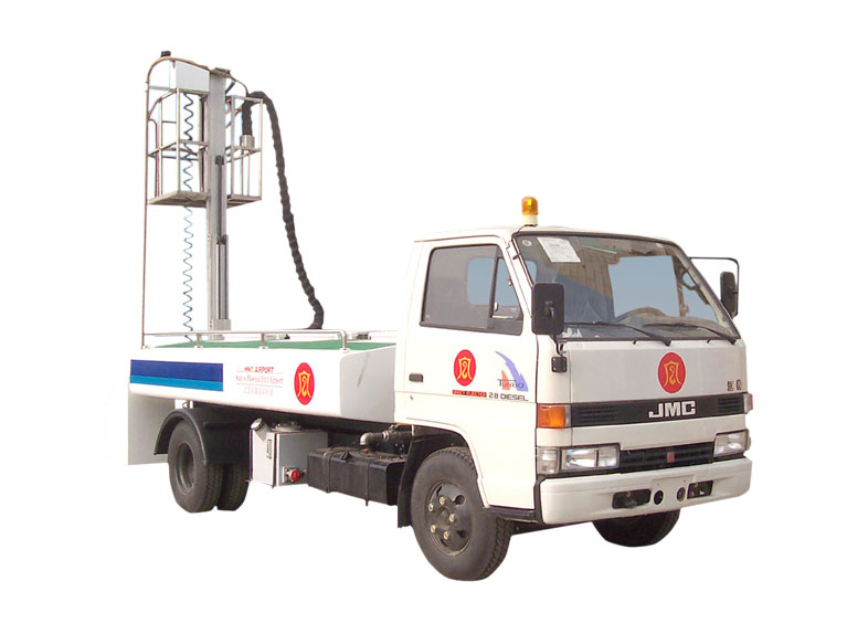 aircraft Lavatory Service Vehicles