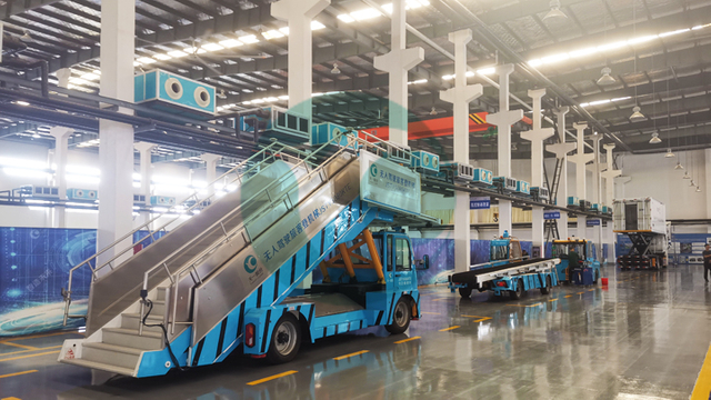 Passagiers zonder bestuurder instappen