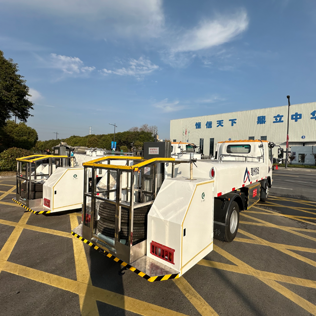 Airport Water Truck