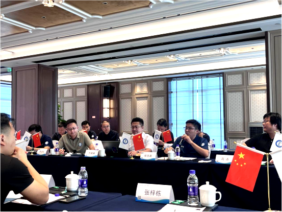 The G30 Summit of Low-Speed Unmanned Driving Industry
