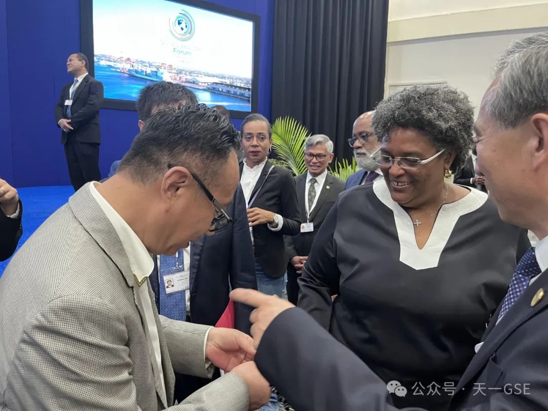 China Council for the Promotion of International Trade (CCPIT) Chairman Ren Hongbin recommended Jiangsu Tianyi Aviation Industry Co., Ltd. to Prime Minister Mottley of the Republic of Barbados