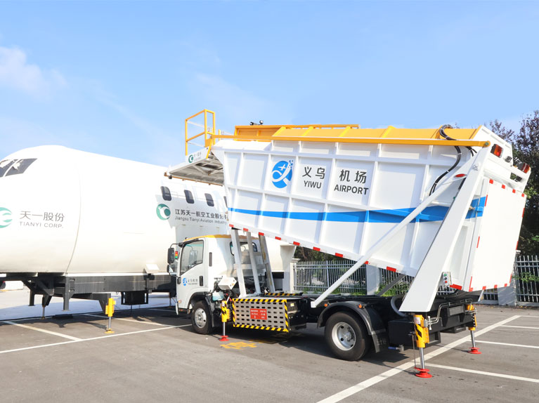 aviation garbage collection vehicle