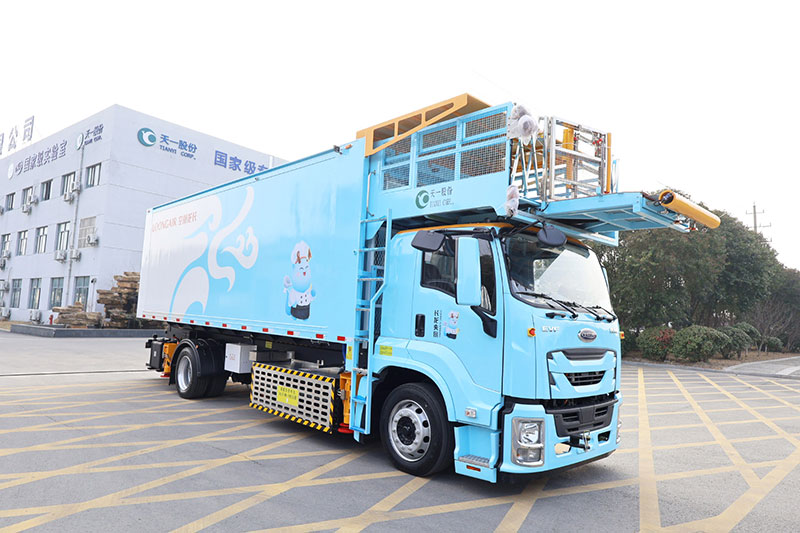 electric catering trucks
