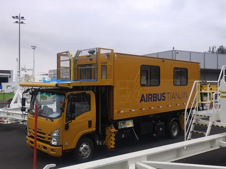  Airport Ambulift hydraulic system