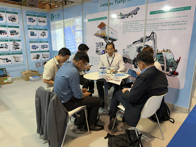 TIANYI's booth at GSE F85 remains popular. The second day of GSE Expo Europe Lisbon has arrived