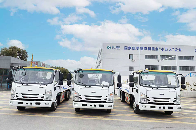 Electric Self-propelled Potable Water Truck