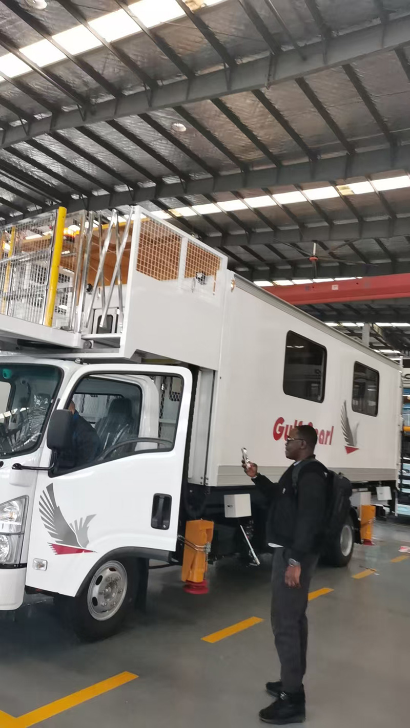 Diesel Airport Ambulifts